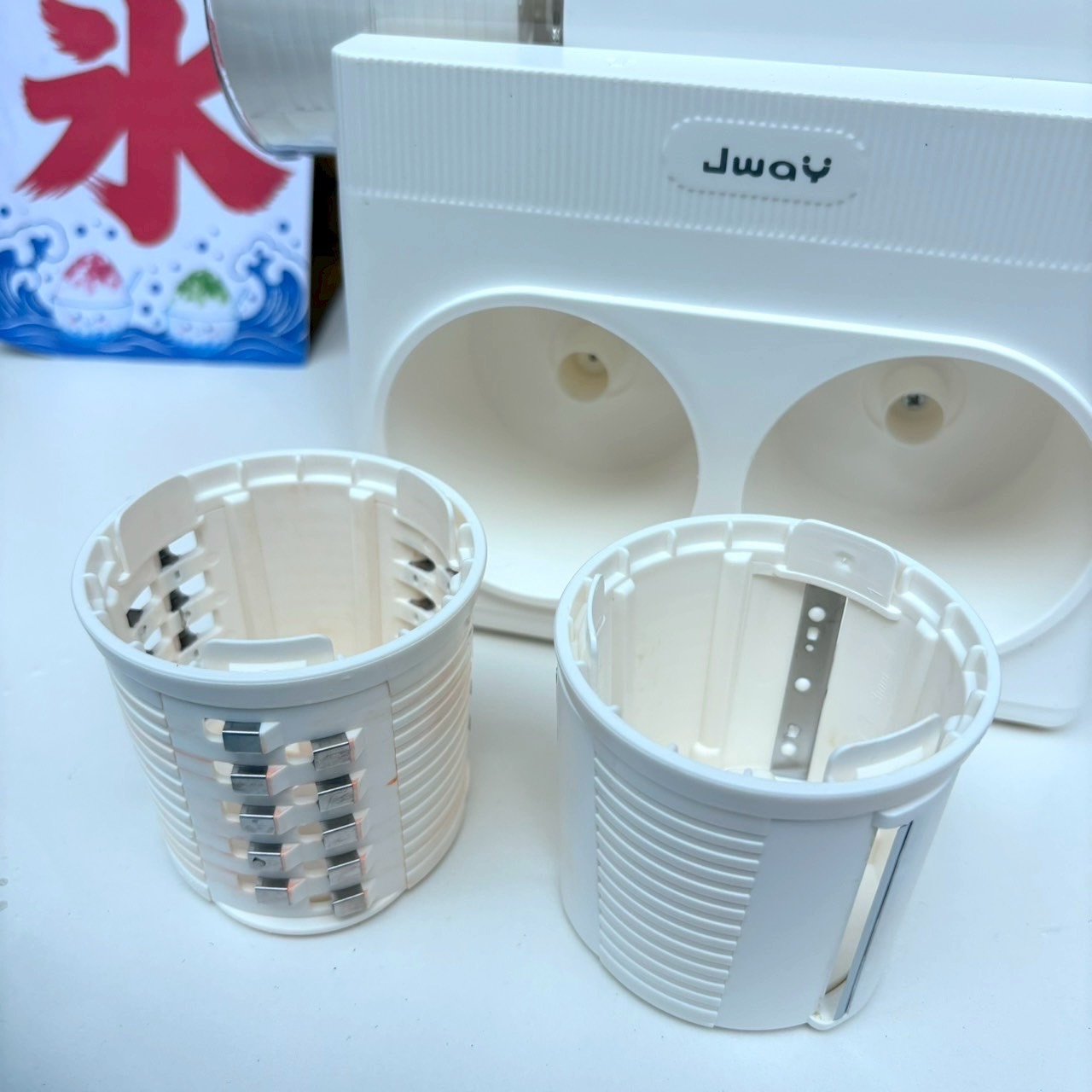 切片與切絲刀具組近拍